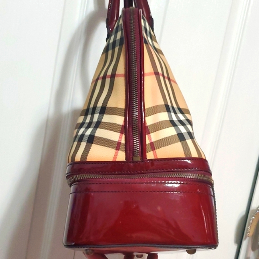 RARE Vintage Burberry Check Burgundy Patent Leather Trim Handle Bag - Picture 6 of 17